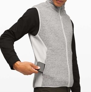 Lululemon Tundra Trek Vest Sherpa Fleece Heathered Silver Spoon Grey